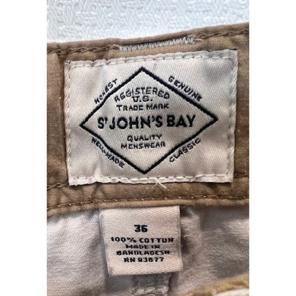 St. John's Bay Classic Tan Beige Cotton Utility Cargo Shorts Mens Size 36 - Picture 5 of 6